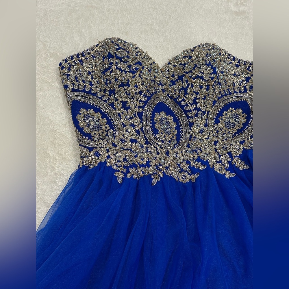 Charming Formal Dress in Royal Blue with Silver Embellishments - Picture 4 of 10